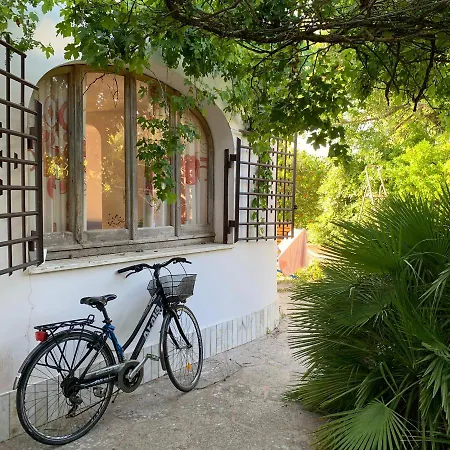 Ippolita Localita La Staffa Holiday home *